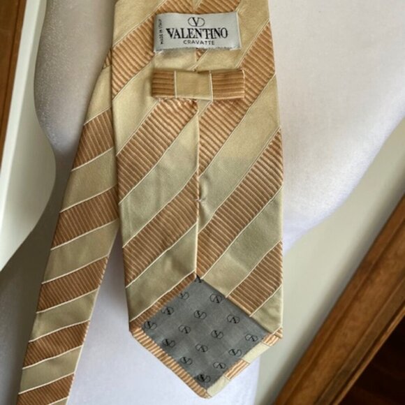VALENTINO Silk Vintage Gold Cream Stripe Tie - Picture 1 of 15